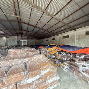 [Vietnam Supply]Wholesale High Strength Tear-Resistant Natural Raw Material Rubber SVR 3L Block Shape for Tire Manufacturing - Product Image 1