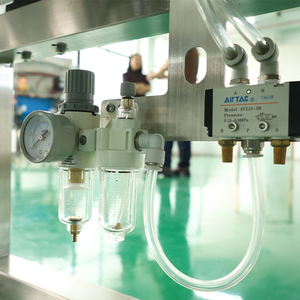 Détecteur d'impuretés alimentaires entièrement métallique, bande transporteuse résistante à l'usure, détecteur de métaux intelligent avec stockage de données pour boucherie - Product Image 3