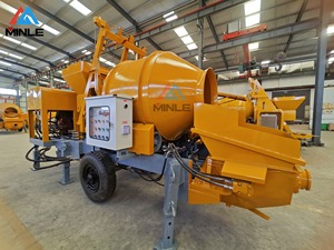 Bomba mezcladora de hormigón de operación estable para construcción y minería, alcance horizontal de 40 m, mano de obra exquisita - Product Image 2