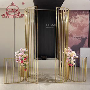 ขาตั้งฉากหลังแต่งงานทำจากโลหะสแตนเลสสีทอง - Product Image 5