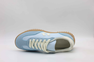 सभी मौसमों के लिए पी ऊपरी रबर फीता-अप/स्लिप-ऑन महिला स्नीकर्स के लुभावनी हल्के टिकाऊ विरोधी पर्ची आकस्मिक चलने वाले जूते - Product Image 2