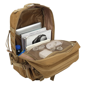 Mochila Táctica Impermeable Oxford 45L 900D con Sistema Molle, Cierre de Cremallera y Marco Interno para Senderismo y Viajes al Aire Libre - Product Image 4