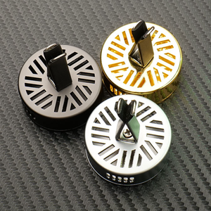 Deodorante per Auto in Metallo con Clip per Bocchetta di Ventilazione, Profumo Solido Personalizzabile, Accessori per Fragranza Interna Auto a Lunga Durata - Product Image 3
