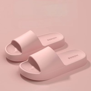 Pantoufles de bain antidérapantes en EVA pour femmes, douces, d'été, pour la maison, assorties pour couple, antidérapantes, à la mode - Product Image 4