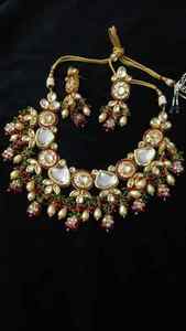 Sabyasachi Inspiré Designer Kundan Set Vert Kundan Bridal Choker Set Personnalisable Kundan Bridal Sets - Product Image 4