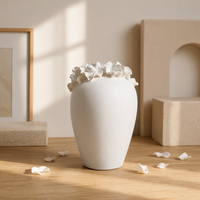 Vase en porcelaine blanche moderne de luxe ARM LVG, bord festonné 3D, récipient à fleurs en céramique sculpturale, finition mate, décoration d'intérieur, objet d'art