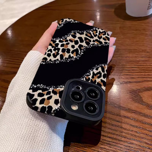 Funda de teléfono móvil de cuero TPU suave con estampado de leopardo de estilo clásico para Samsung Galaxy S22 S23 Note 10 20 A54 A73 A14 <span class=keywords><strong>A51</strong></span> - Product Image 3