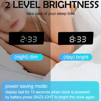 Horloge numérique LED électronique avec miroir, personnalisable, pour chambre à coucher, bureau, salle de classe, étude, avec fonction de charge et alarme, pour la maison