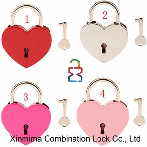 XMM-6034 Hạnh Phúc Dễ Thương Hình Trái Tim Padlock Skeleton Key Khóa Cho Đám Cưới Ngày Valentine Món Quà Khác Nhau Màu Sắc Tùy Chỉnh Logo Pad Khóa - Product Image 6