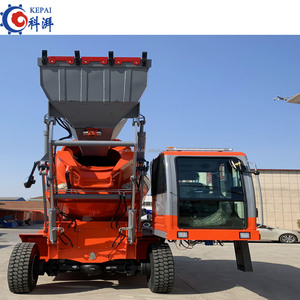 Camion malaxeur à béton CAPAI KPM5.5 à chargement automatique, entraînement avant gauche, haute efficacité, 91 kW, avec pompe et moteur, garantie 1 an - Product Image 2
