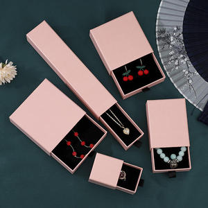 กล่องใส่เครื่องประดับกำมะหยี่สุดหรู พร้อมบริการสลักโลโก้ตามสั่ง |   บรรจุภัณฑ์แหวนและสร้อยคอระดับไฮเอนด์ - Product Image 3