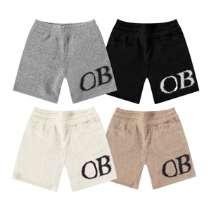 Pantaloncini in maglia pelosa da uomo con logo intarsio personalizzato all'ingrosso della fabbrica - Product Image 1