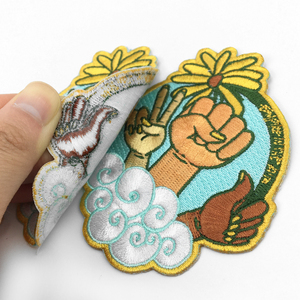 Patchs brodés personnalisés, peler <span class=keywords><strong>et</strong></span> coller, support, fer personnalisé sur patchs de broderie - Product Image 1