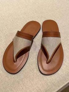 Outdoor Beach Men flip flops Slippers Leather Flat <b>Shoes</b> Anti-slip Designer Women Casual <b>shoes</b> Flat Sandals walking style <b>Shoes</b> - Product Image 3