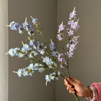 KEWEI 1858 Harga Terjangkau Bunga Sutra 6 Tangkai Delphinium Hyacinth Bunga Artificial untuk Vas Rumah, Rak Pajangan, Dekorasi Floral