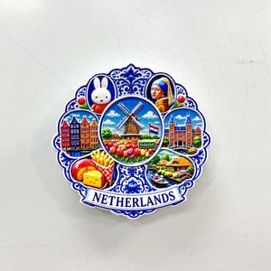Aimant de réfrigérateur sur le thème des monuments néerlandais : Moulin à vent d'<span class=keywords><strong>Amsterdam</strong></span>, Tulipe, Hollande. Souvenir de voyage, cadeau, design personnalisé pour les boutiques touristiques. - Product Image 5