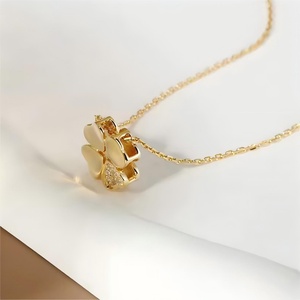 Collar de Trébol de Cuatro Hojas de Plata 925 para Mujer, Estilo Versátil, Cadena con Incrustaciones de Circonio Electrochapado, Joyería Fina de Moda - Product Image 3