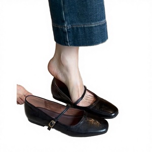 รองเท้าส้นเตี้ยหนังแท้สไตล์ฝรั่งเศสย้อนยุคสำหรับผู้หญิง รุ่น Mary Jane แบบหัวเข็มขัดเดี่ยว ดีไซน์หรูหรา หนังแกะ รุ่นเล็ก หนังแท้ สำหรับฤดูใบไม้ร่วง พื้นยาง - Product Image 1
