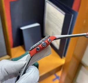 Reloj Mecánico Automático de Lujo Personalizado de Alta Calidad para Hombre con Movimiento 4130, Esfera de Fibra de Carbono, Diseño Deportivo Impermeable - Product Image 6