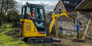 2026 Hot Sale LiuGong 9018F Mini Excavator 1.8 Ton Retractable Track Crawler Digger for Greenhouse and Narrow Space Construction - Product Image 4