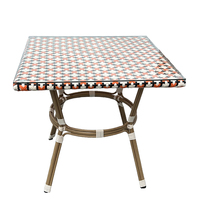 Ensemble de meubles d'extérieur en rotin Ensembles de meubles de bistrot en rotin/osier Meubles en rotin synthétique Table et chaise de café de jardin