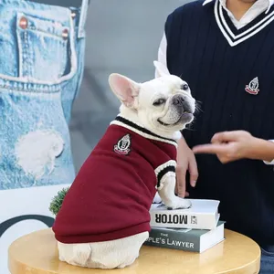 卸売秋冬新作暖かいベスト犬猫アクセサリーペットセーター服