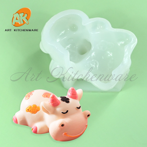 Molde AK de Silicona en Forma de Vaca para Chocolate, Jabón, Vela, Pastel, Pudin, Yeso y Resina 3D, Molde para Decoración de Repostería - Product Image 4