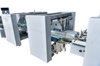 Système de pliage linéaire automatique JY-650SG High-Speed Versatile Folder Gluer avec capacité multi-format