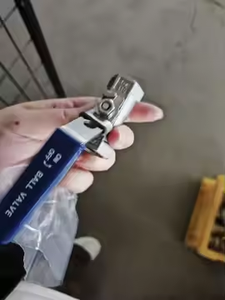 Van bi một mảnh, vật liệu 304 SS, đầu BSP, tay cầm có khóa, hướng ngược lại - Product Image 3