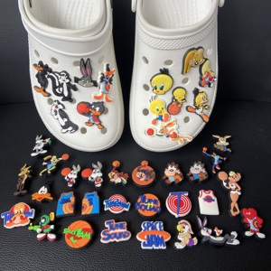 Décorations de chaussures souples en PVC de dessin animé bon marché, breloques de sabot en caoutchouc pour animaux, accessoires pour pantoufles, bricolage, <span class=keywords><strong>duffy</strong></span>, canard - Product Image 1
