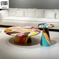Table basse en résine multicolores personnalisable de style nordique moderne et luxueux, multifonctionnelle, facile à nettoyer, pour la décoration intérieure