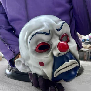 Modèle artisanal de <span class=keywords><strong>Joker</strong></span> de Suicide Squad de DC, inspiré du clown de bande dessinée américain Heath Ledger, en position assise, très demandé pour la décoration - Product Image 6