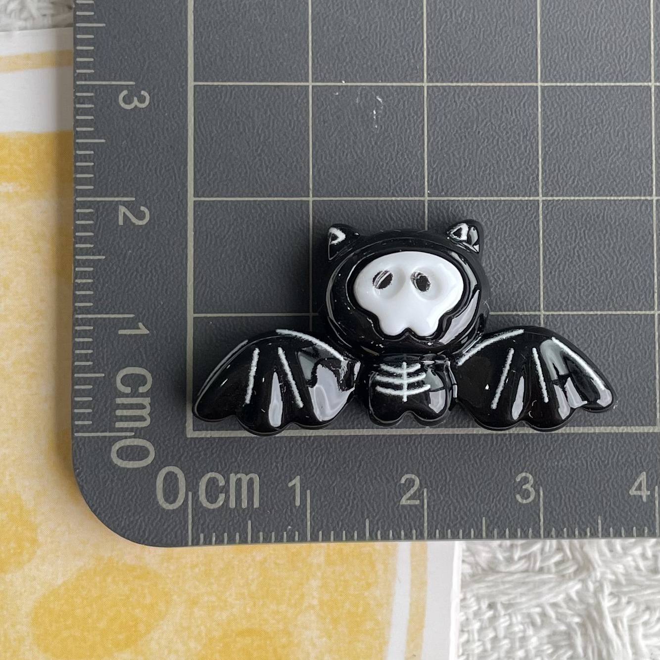 8 * chauve-souris noire