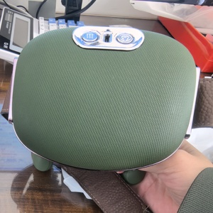 Masajeador de Cuello Duradero con Función de Calor y Amasamiento, que Ayuda a Relajar los Músculos del Cuello y Aliviar la Fatiga - Product Image 3