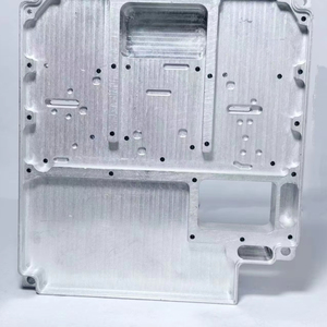 Giá cả cạnh tranh tùy chỉnh máy tiện CNC chế biến đồng thau Tím đồng hợp kim nhôm Bộ phận chính xác kim loại luyện kim máy móc - Product Image 1