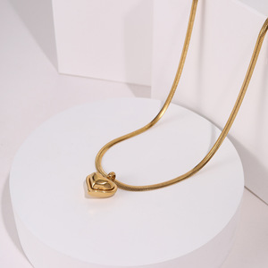 Collana con Ciondolo a Forma di Serpente all'Ingrosso, Catena a Maglie in Acciaio Inossidabile per Donna, Gioielli di Tendenza Molto Richiesti - Product Image 3