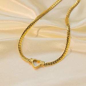 Set di Collana e Bracciale con Catena a Cuore Cavo in Acciaio Inossidabile Placcato Oro per Donna - Product Image 5