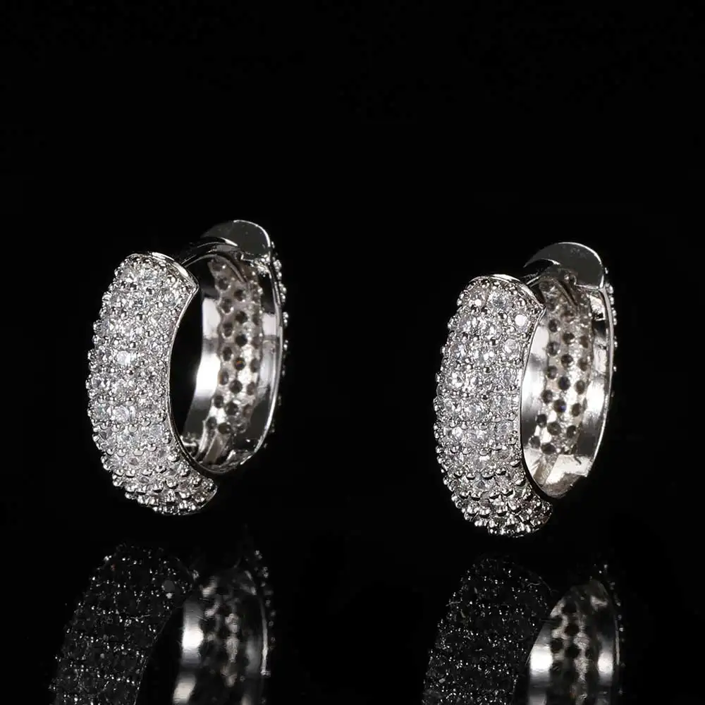 Femmes Hip Hop À La Mode Glacé rond Brillant Coupe Diamant Cubique Zircone CZ Boucles D'oreilles En Gros Hoop Boucles D'oreilles