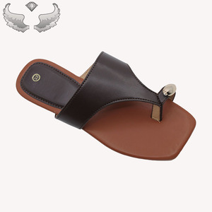 Sandalias y Pantuflas de Mujer de Diseño Casual de Alta Calidad, Tejidas con Lentejuelas, para Exteriores, Ligeras, con Logotipo Personalizado, Embalaje Duradero, Venta al Por Mayor - Product Image 5