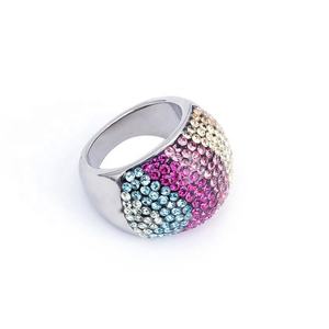 Bagues tendance en acier inoxydable pour femmes, serties de cristaux CZ, bagues tendance 2021 à prix avantageux en promotion - Product Image 1