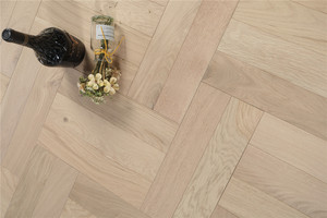 Planchers en <span class=keywords><strong>bois</strong></span> d'ingénierie à chevrons en chêne blanc, <span class=keywords><strong>bois</strong></span> d'ingénierie écologique pour cuisine et salon - Product Image 4