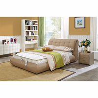 Ensemble de meubles de chambre à coucher de style européen italien, lits en bois de luxe modernes de taille king, designs de lits doubles en bois et en cuir, lit moelleux