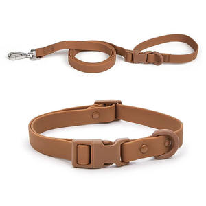 Ingrosso su misura di lusso morbido impermeabile in PVC cane guinzaglio Set PVC mani libere guinzaglio con fibbia in plastica colorata - Product Image 6