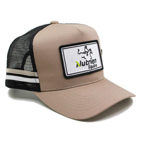 Gorra Trucker Color Caqui con Parche Bordado Personalizado e Impresión Bajo la Visera