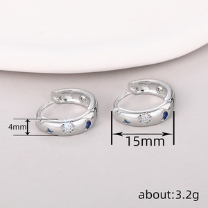 Pendientes Micro Pave Star Moon para Mujer, Joyería Fina para Uso Diario - Product Image 3