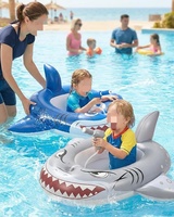 Bateau gonflable Requin et Bateau Pirate avec pistolet à eau, siège flottant pour enfants pour batailles aquatiques estivales
