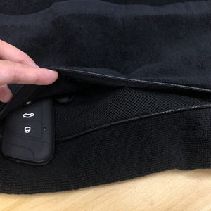 Asciugamano da Palestra Ingrosso 100% Cotone 40*100cm Nero <span class=keywords><strong>con</strong></span> Tasca a Zip e Logo Personalizzato - Product Image 3