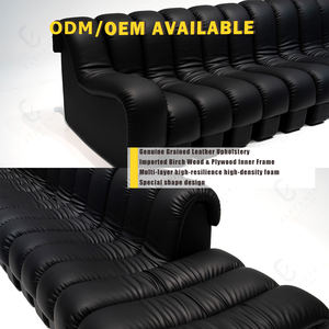 Divano Modulare Personalizzabile in Vera Pelle Nera, Design Moderno e Continuo, Combinazione a Forma di Serpente, per Arredamento Villa - Product Image 4
