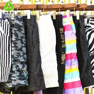 Тропические Смешанные спортивные шорты б/у, продажа бывших в употреблении тюков для одежды, Великобритания - Product Image 3