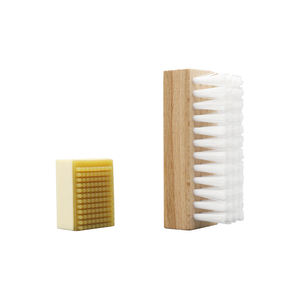 Kit d'entretien pour chaussures en daim toutes saisons : Nettoyant et Rénovateur, Formule Neutre, 1 Mot Clé Sélectionné - Product Image 2